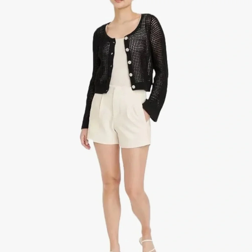 A New Day™ Women's High-Rise Tailored Shorts NWOT - Picture 3 of 3